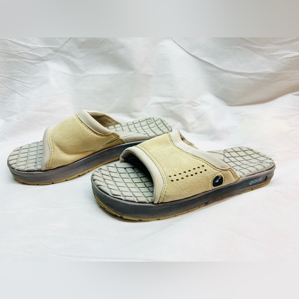 Womens Gravis Sandals Size 9